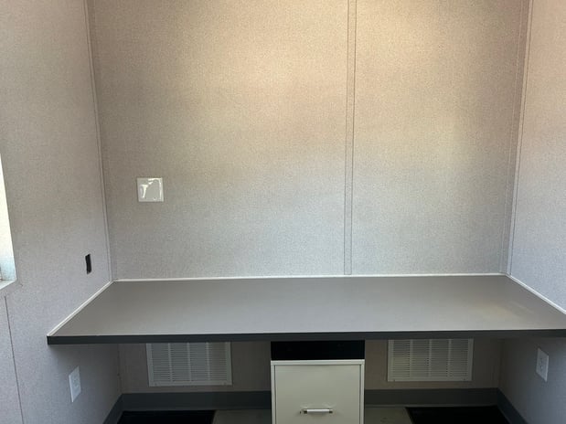 Images United Rentals - Storage Containers and Mobile Offices