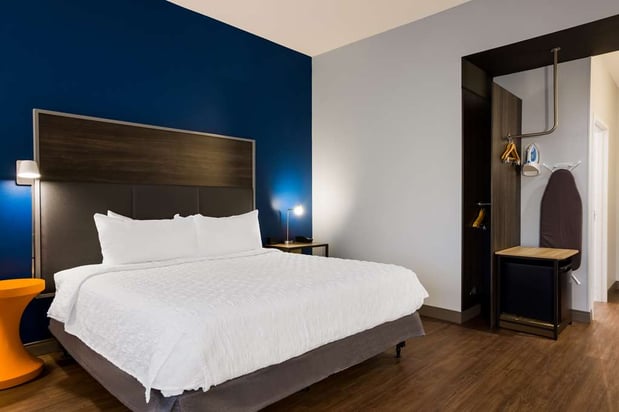 Images Tru by Hilton Traverse City