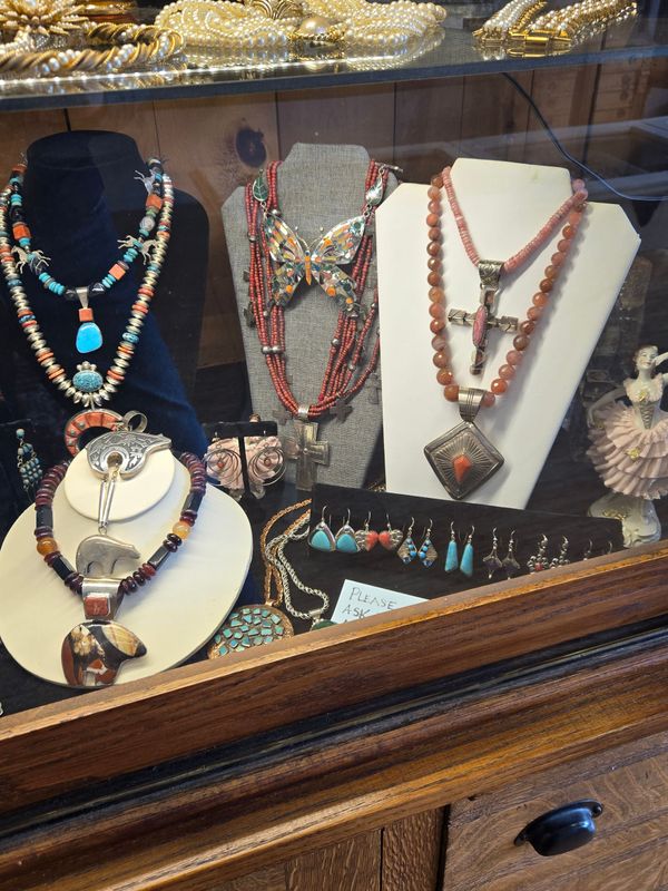 Images Estate Jewelers Ltd