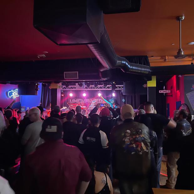 Images Vinnie's Bar & Grill