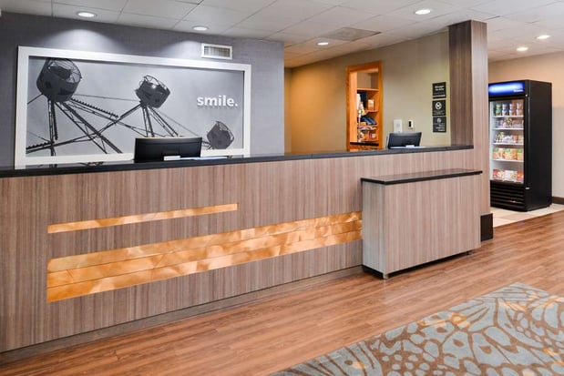 Images Hampton Inn closest to Universal Orlando