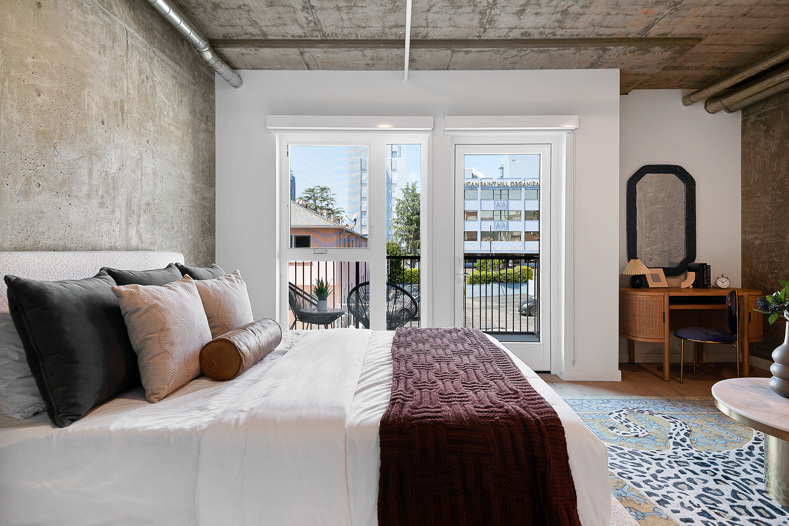 Best apartments in East Hollywood 