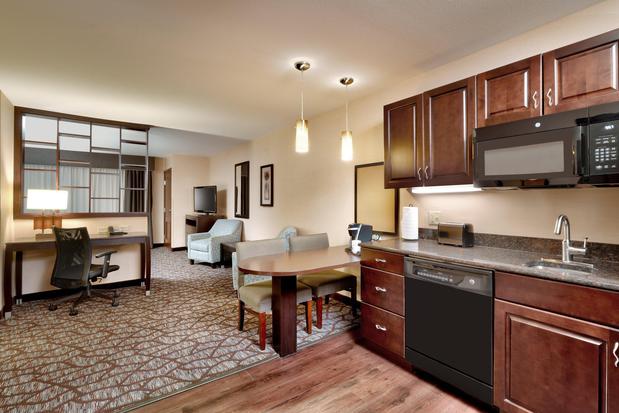 Images Holiday Inn Express & Suites Butte, an IHG Hotel