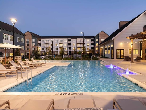 Images Advenir at Flowery Branch