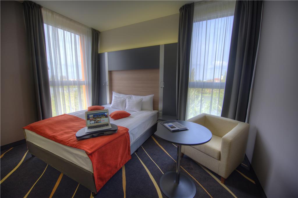 Images Best Western Plus Lakeside Hotel