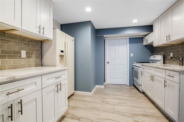 Images Tarek Hassieb, Team Tarek Real Estate Group | Liberty Realty | Hoboken Office
