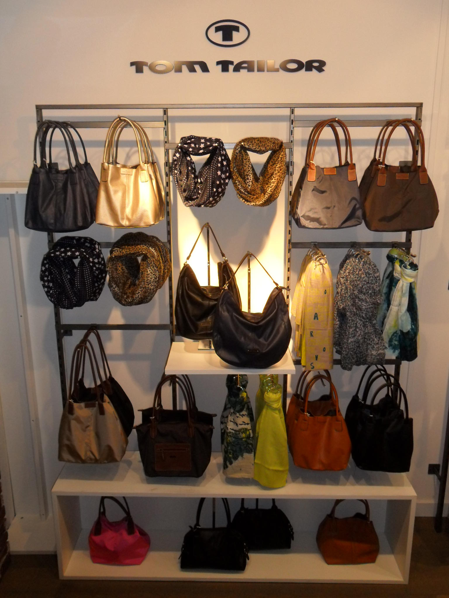 TOM TAILOR Store, Louisenstraße 86-90 in Bad Homburg