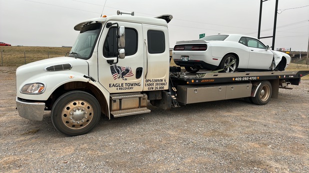 Images Eagle Towing & Recovery