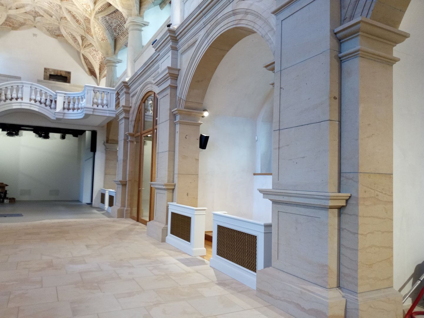 Stuck- und Sanierungs- GmbH Behrendt & Petzold, Auestr. 1 / 3 H6 in Glauchau