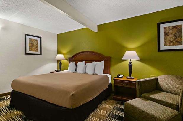 Images Best Western Windsor Suites