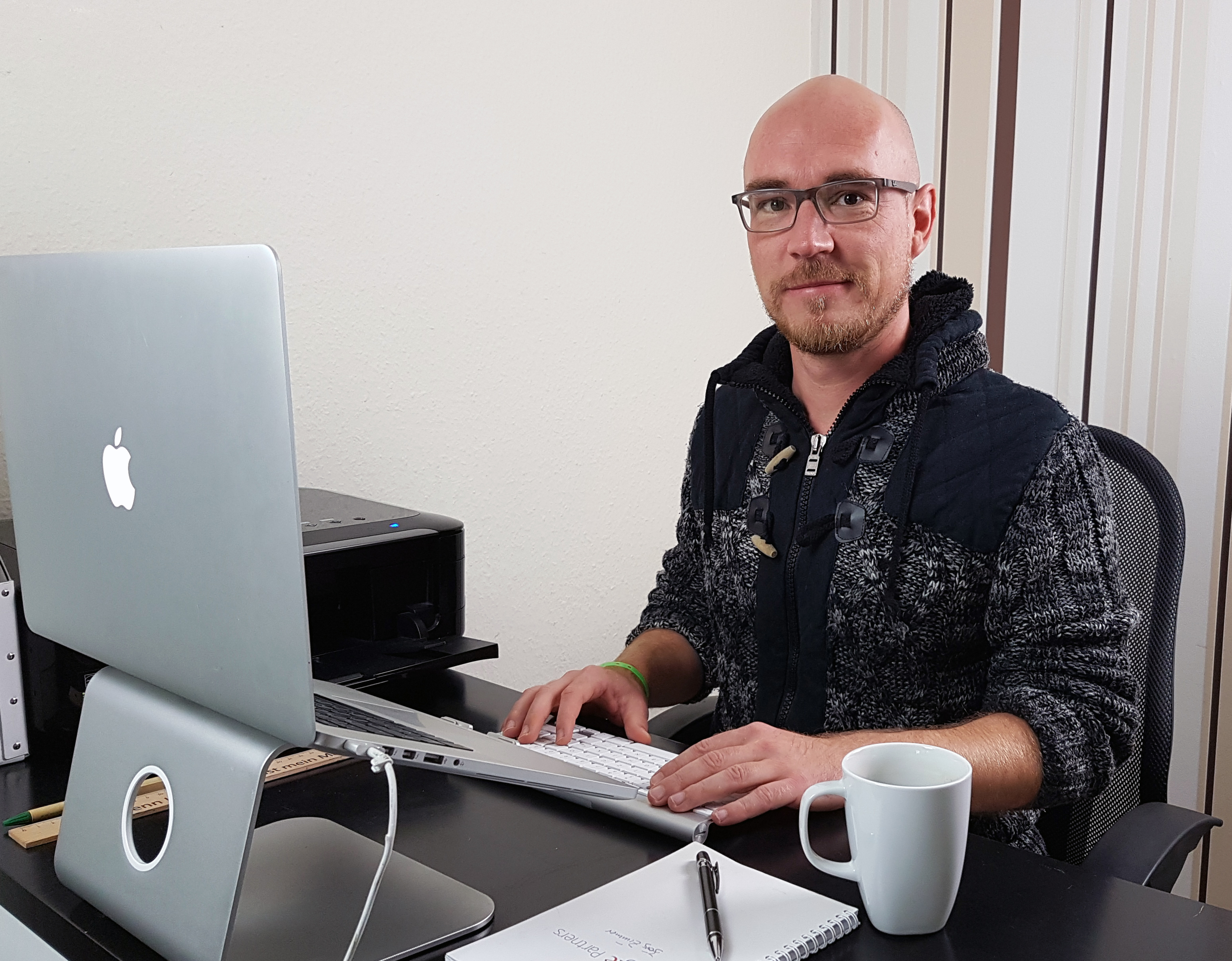 Jörg Zimmer - SEO & SEA Freelancer in Berlin Spandau, Zu den Fichtewiesen 16 in Berlin