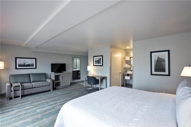 Images Hampton Inn and Suites Hermosa Beach
