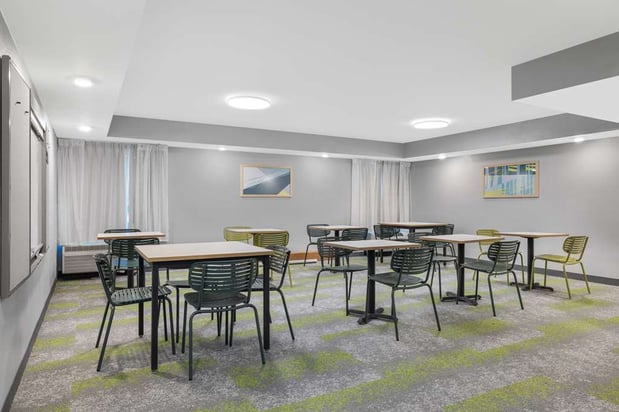 Images Spark by Hilton Colorado Springs I 25 Central