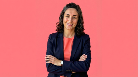 Laleh Meshkaty - TurboTax Expert Logo