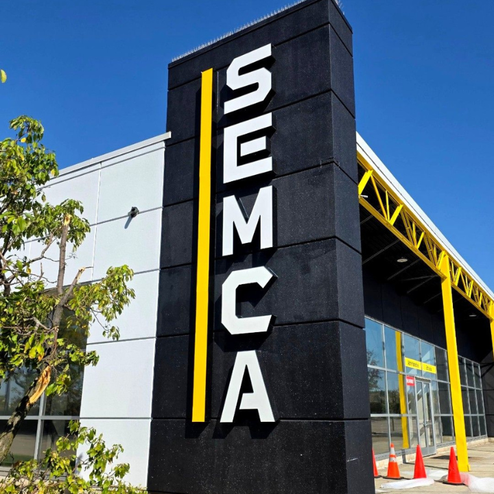 Images Metro Signs & Lighting