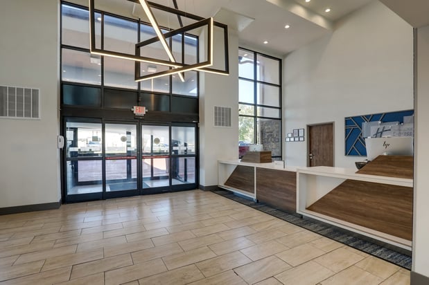 Images Holiday Inn Express & Suites Branson 76 Central by IHG