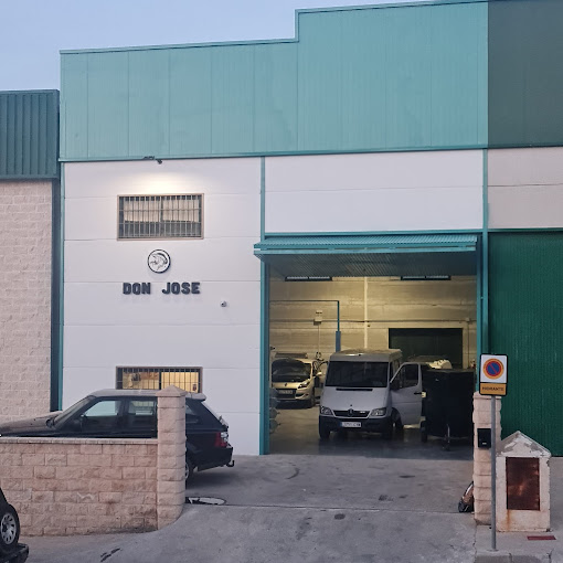 Taller Mecánico Don José Garaje Logo