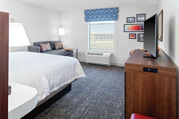 Images Hampton Inn & Suites Chicago-Burr Ridge