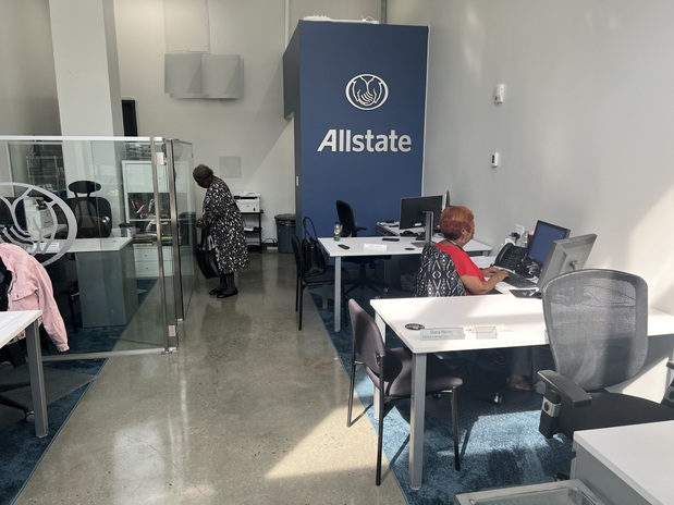 Images Donavan Thomas: Allstate Insurance