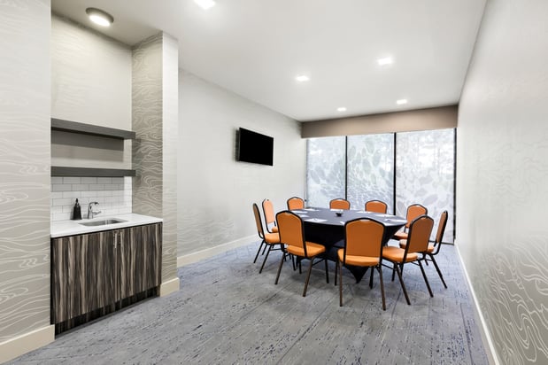 Images Holiday Inn Express Atlanta Galleria-Ballpark Area by IHG