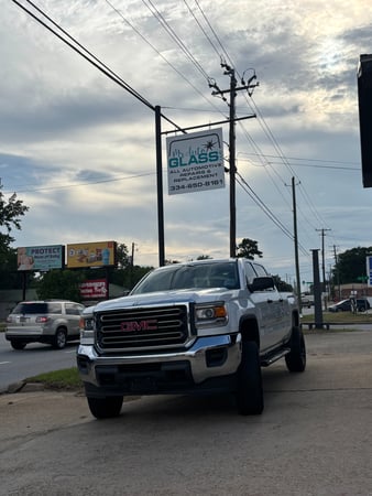 Images Mr. Auto Glass LLC