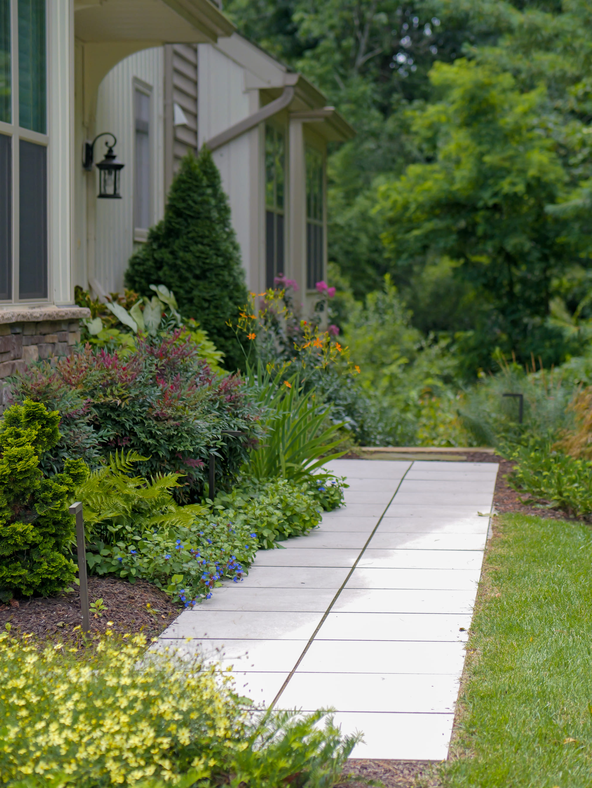 Whether you're looking to enhance your residential or commercial property, our team of skilled profe 
