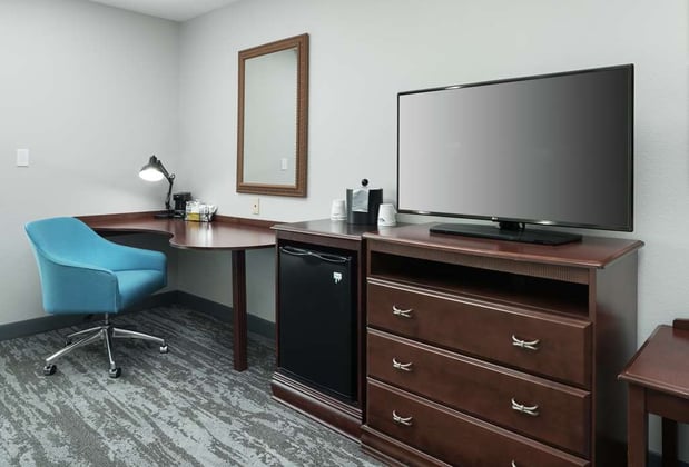 Images Hampton Inn & Suites Rochester-North