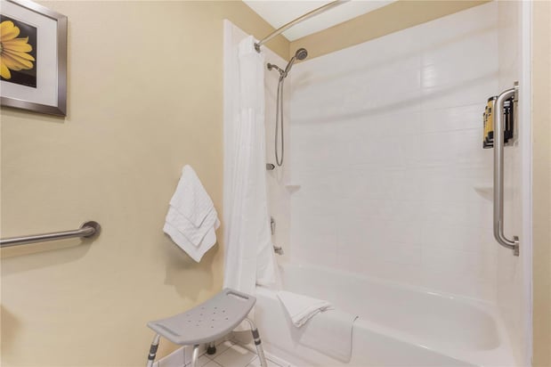 Images Best Western Plus Plaza by the Green