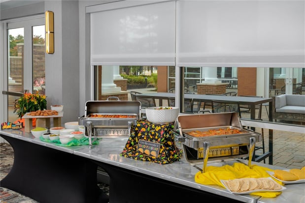 Images Hilton Garden Inn Buffalo Airport