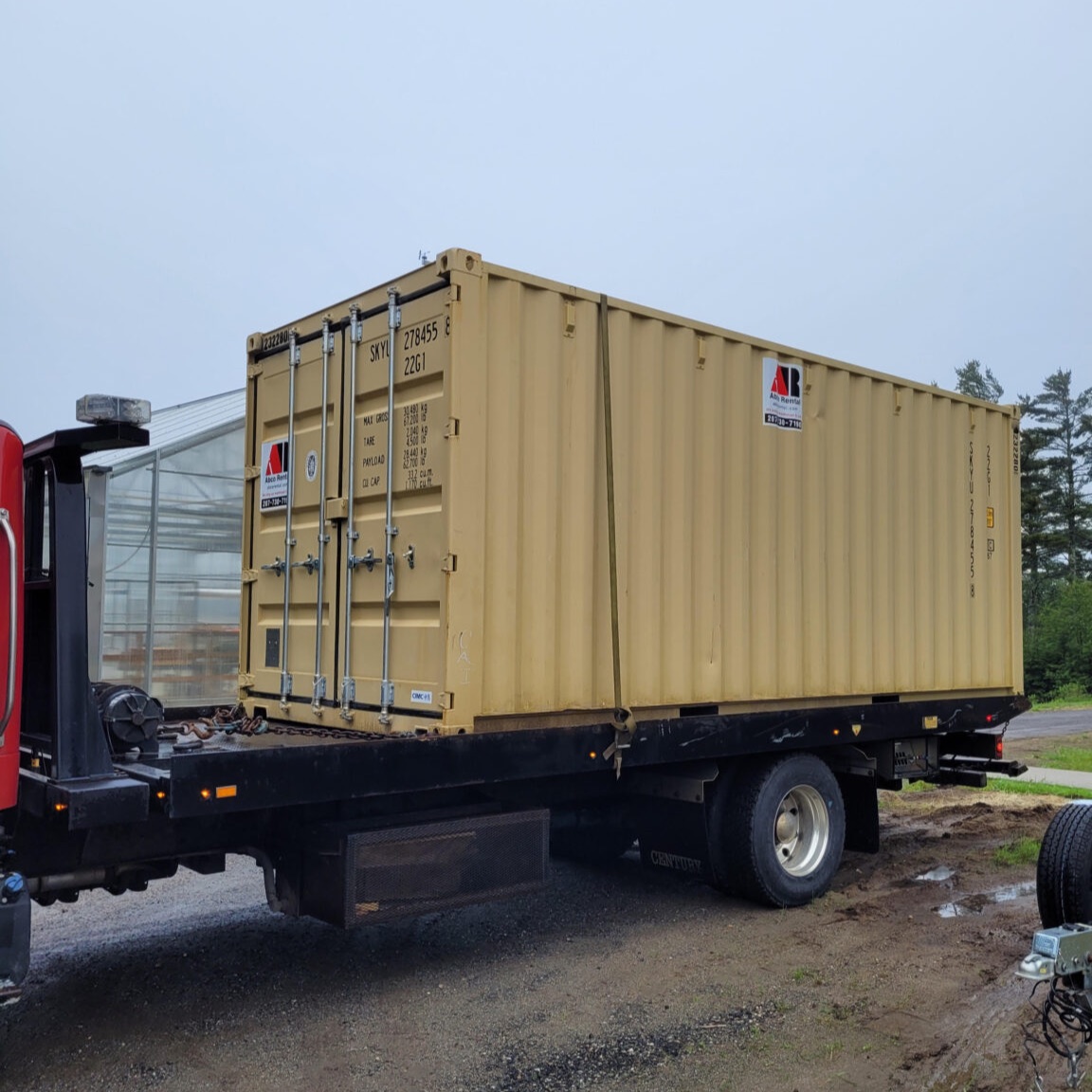 Abco Rental & Storage, Inc. retrieved a 20ft storage container from Lisbon Solar Plant in East Booth 