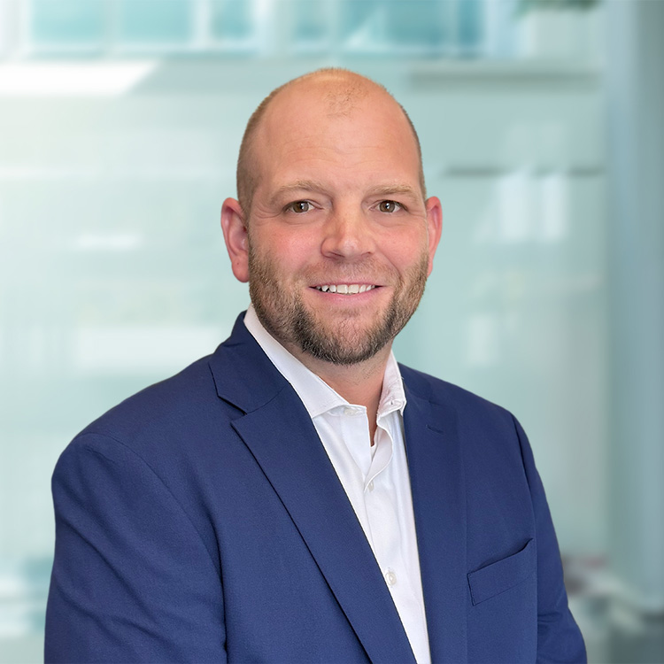 Headshot of Nick Tagliere, a wealth advisor at Chase