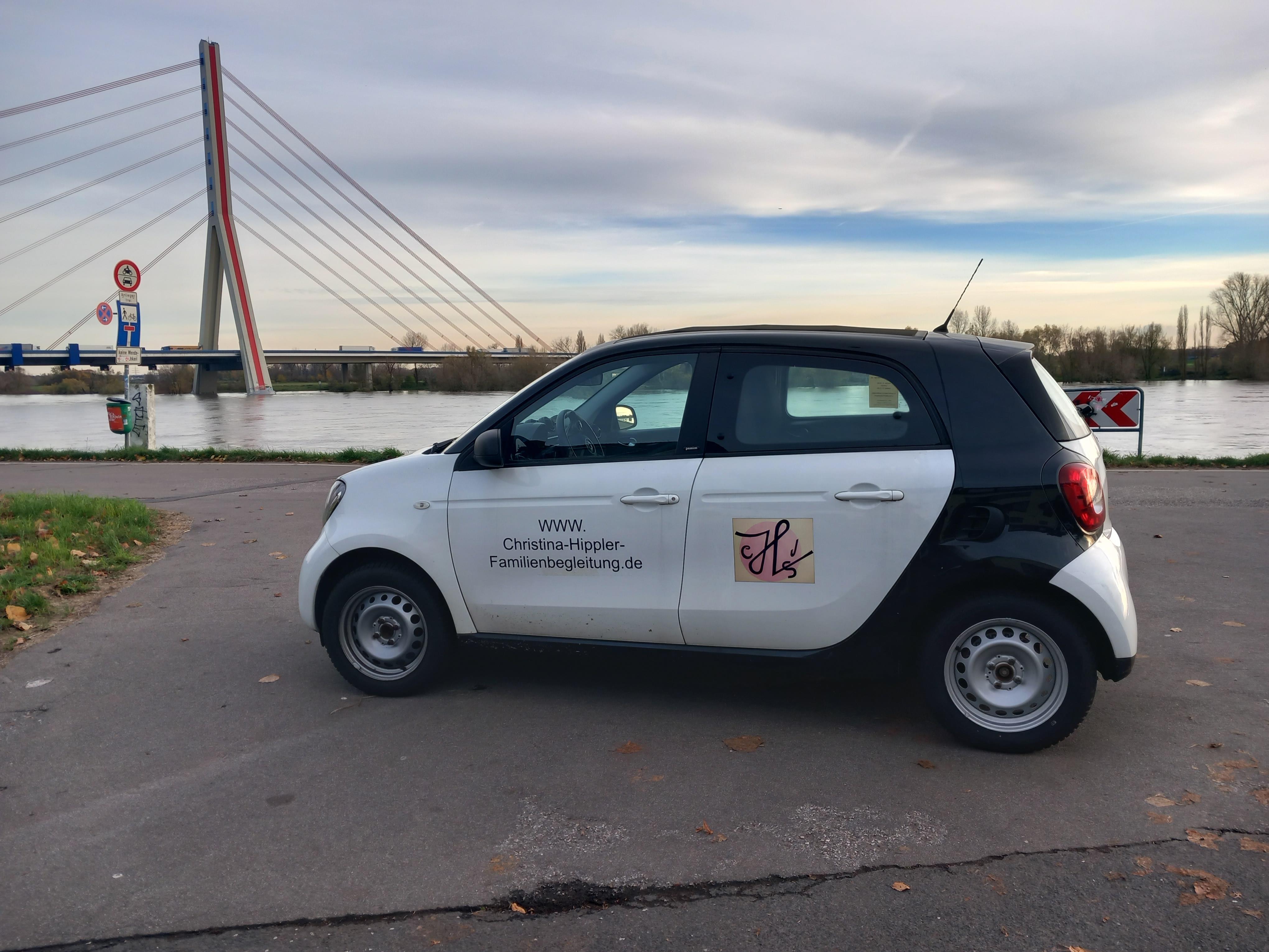 Familienbegleitung - Christina Hippler, Krahkampweg 89 A in Düsseldorf