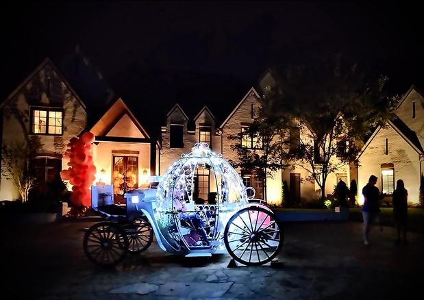 Images A Cinderella Carriage