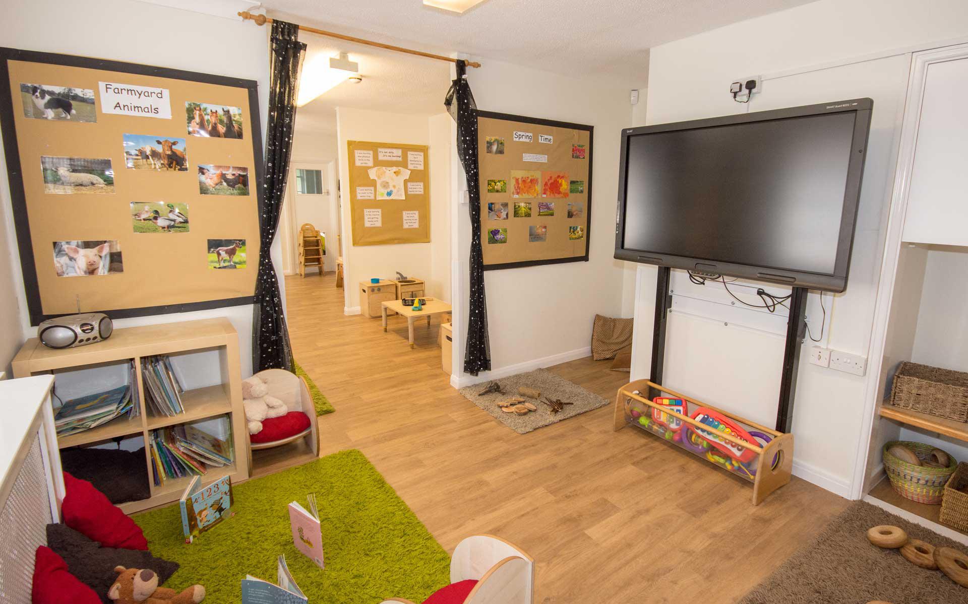 Bright Horizons Sandown Park Day Nursery and Preschool Esher 03300 573969