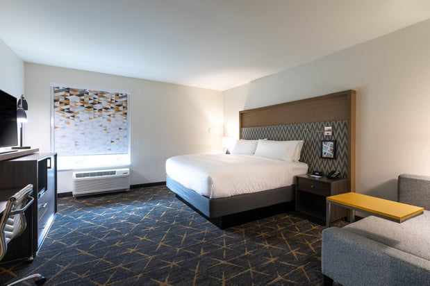 Images Holiday Inn Greenville - Woodruff Road by IHG