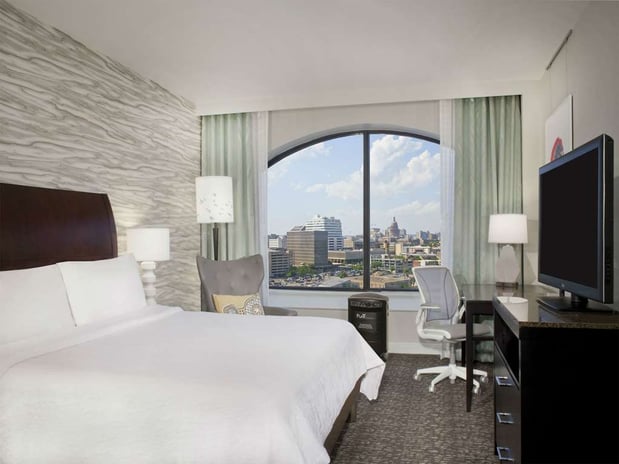 Images Hilton Garden Inn Austin Downtown