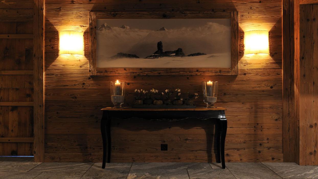 Hotel des Alpes by Bruno Kernen, Bahnhofstrasse 26 in Saanenmöser