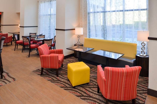 Images Hampton Inn & Suites California University-Pittsburgh