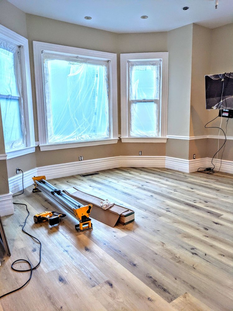 Gregory's Flooring Logo