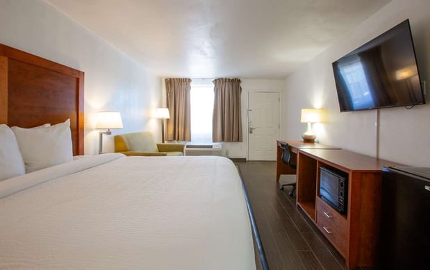 Images The Hotel Serene Glendale Peoria, Surestay Collection by BW