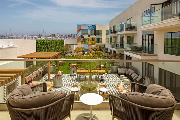 Images The Monsaraz San Diego, Tapestry Collection by Hilton