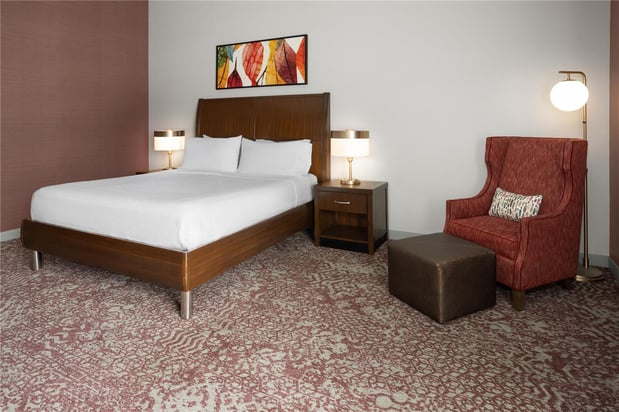 Images Hilton Garden Inn State College