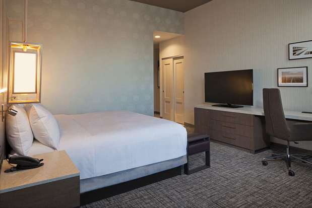 Images H Hotel Los Angeles, Curio Collection by Hilton