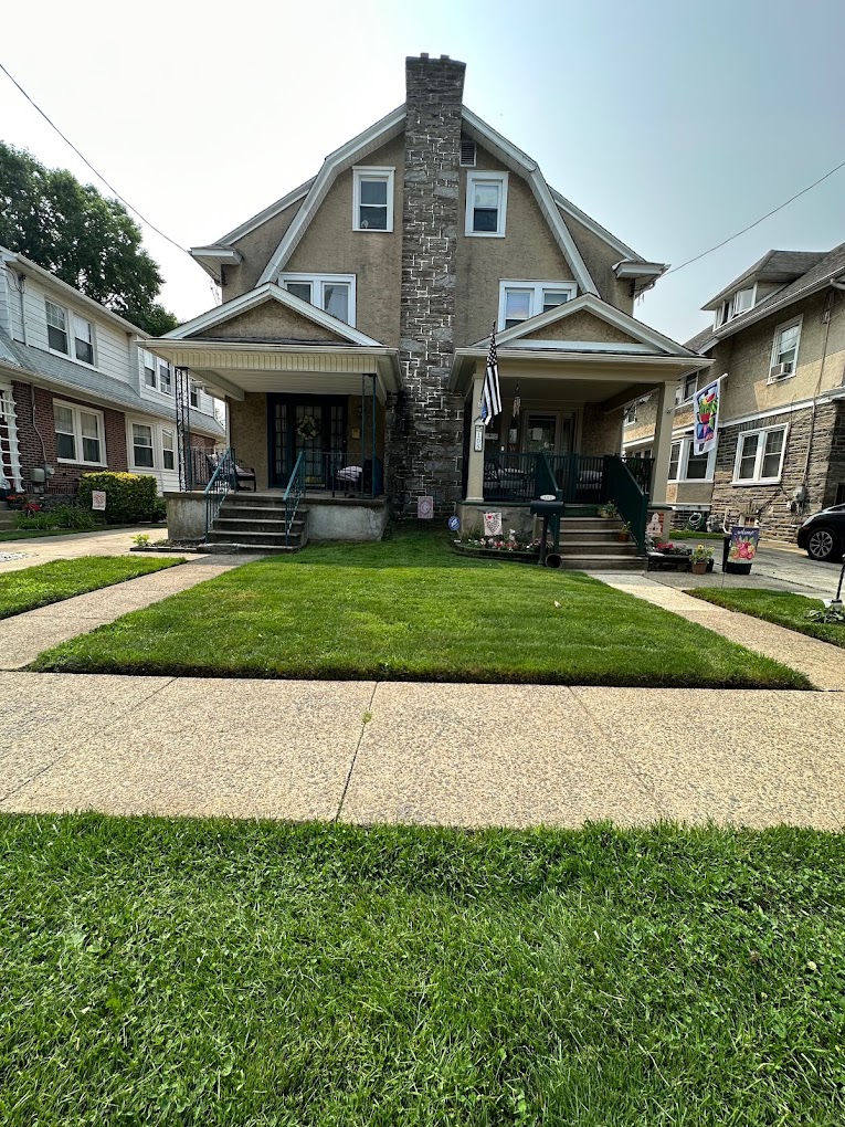 Al Pezza Company
2324 St Denis Ln
Havertown, PA 19083
(484) 467-8308