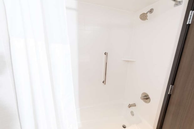 Images Hilton Garden Inn Des Moines Airport