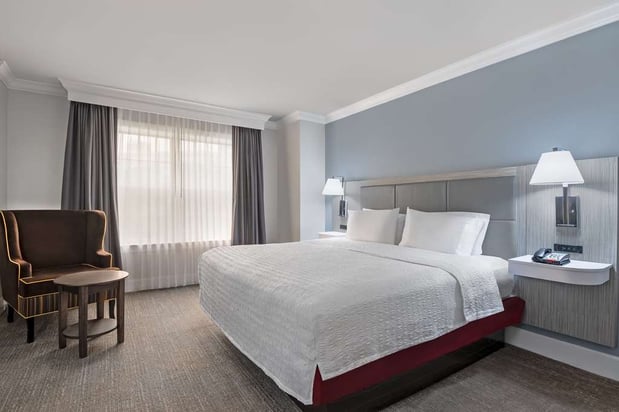 Images Hampton Inn & Suites Stamford