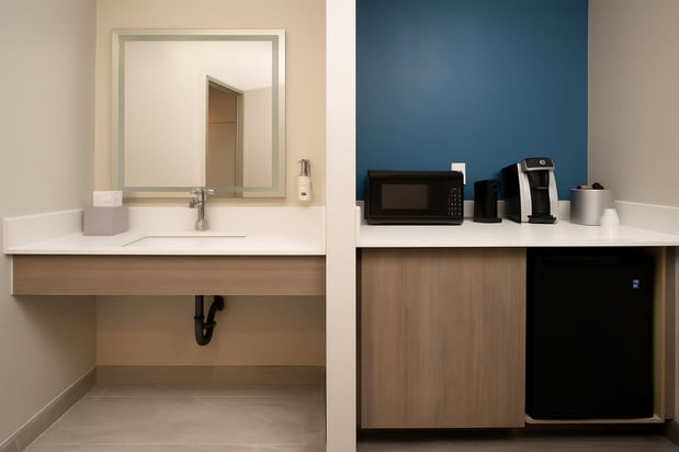 Images Holiday Inn Express & Suites Indianapolis - East by IHG