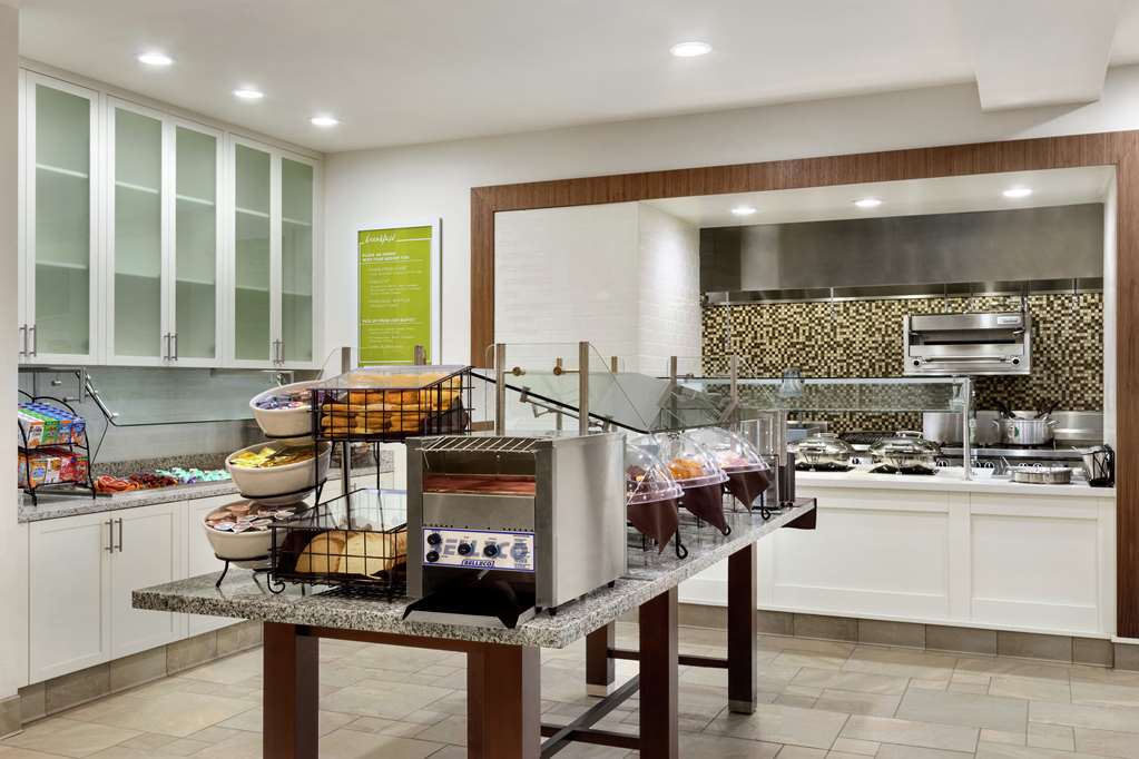 Hilton Garden Inn Medford