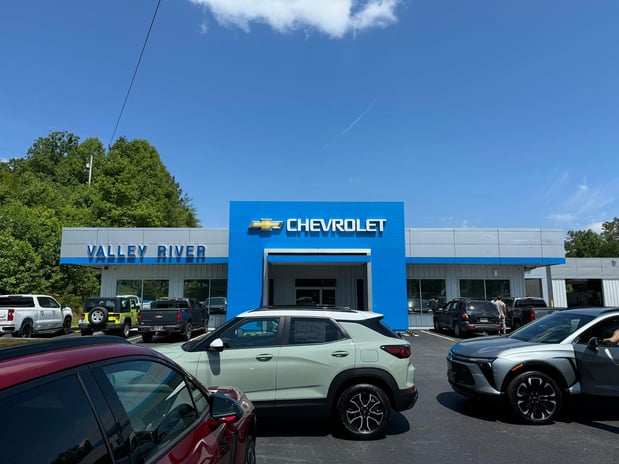 Images Valley River Chevrolet