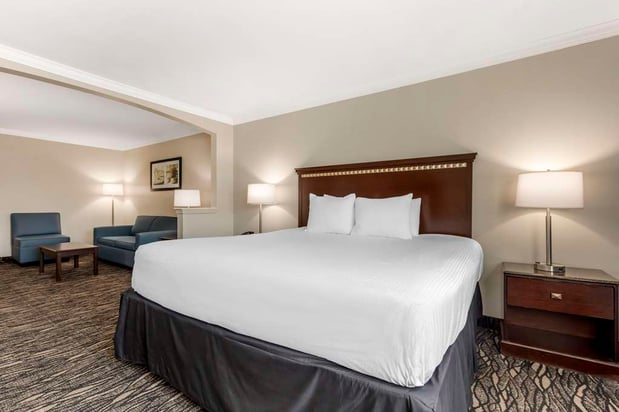 Images Best Western Plus Lake Worth Inn & Suites